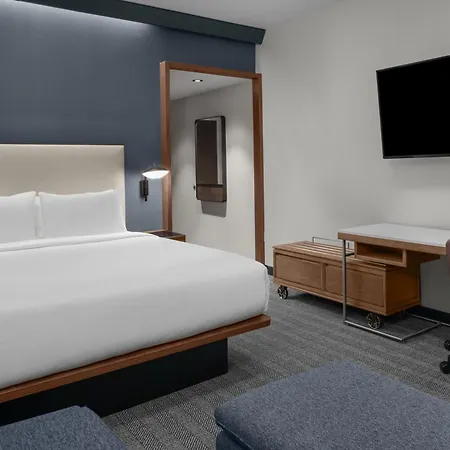 Courtyard By Marriott Modesto North Hotel Exterior photo